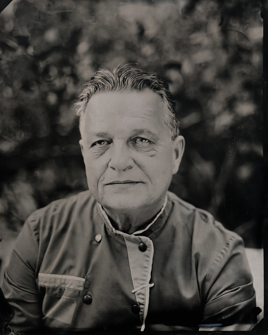 Portrait au collodion humide d'un chef en veste de cuisine — William Moureaux